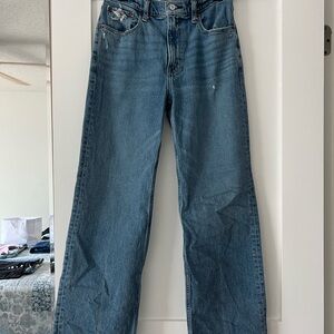 Abercrombie & Fitch The 90s Relaxed Jean High Rise Size 27 Size 4s